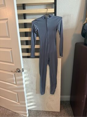 Women’s Long-Sleeve One-Piece Jumpsuit — Gray Blue